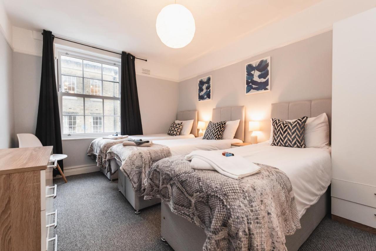 Best Price! Perfect Gunwharf Accommodation - 5 Single Beds Or Kingsize Free Parking Portsmouth Ngoại thất bức ảnh